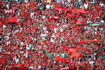 La marea roja de Marrecos invadió el estadio en el choque con Portugal