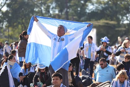 Hinchas apoyan a la Scaloneta