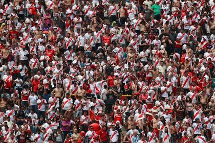 Hinchas de River en las tribunas del estadio