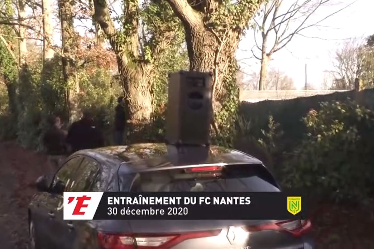 Hinchas del Nantes pidieron la renuncia del presidente con música de circo