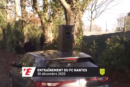Hinchas del Nantes pidieron la renuncia del presidente con música de circo