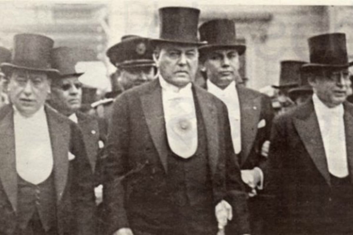 Hipólito Yrigoyen (centro)