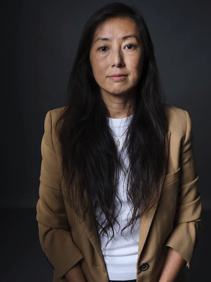 Hiroko Tabuchi, corresponsal de negocios en Tokio para The New York Times entre 2009 y 2014 —quien actualmente cubre temas de contaminación y medio ambiente—, en Nueva York, el 4 de agosto de 2026