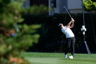 Hisatsune lidera en Pebble Beach tras día espléndido y de buenos marcadores; Scheffler desaprovecha
