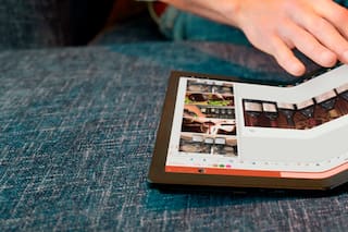 Ultraliviana: llega al país la primera PC plegable del mundo