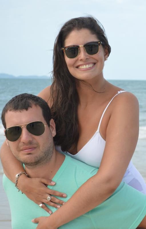 Historia de amor de Candelaria y Nicolás