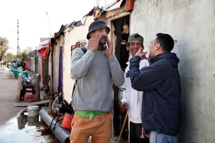 Anécdotas y risas en las mismas calles que vieron partir al "Flaco" rumbo a la cárcel de Batán, Mar del Plata, hace más de diez años