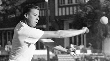 Enrique Morea, el hombre que marcó una época antes de Vilas como jugador, presidió cinco veces la AAT y creó la primera escuela nacional.