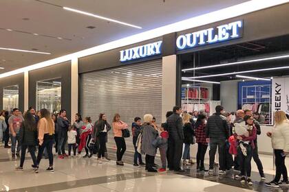 HM bate récords de venta en Luján y llega a Tigre y Pilar