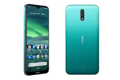El Nokia 2.3 en su versión verde con una cubierta nanotexturizada 3D, junto a una cámara dual de 12 y 2 megapixeles y una batería con una autonomía de uso de hasta dos días con una sola carga