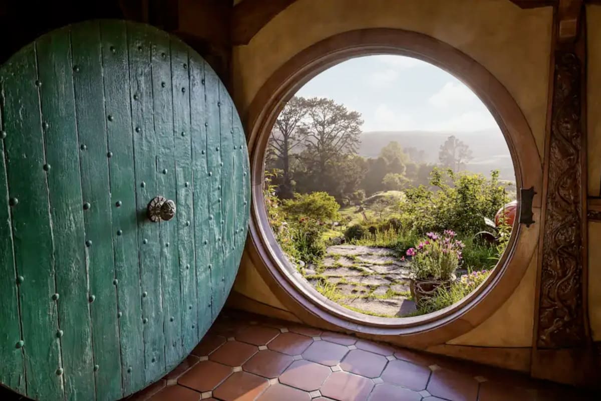 Hobbiton (Nueva Zelanda) el lugar de rodaje de las películas "El señor de los anillos" y "El hobbit", estará disponible para reservar proximamente en Airbnb.