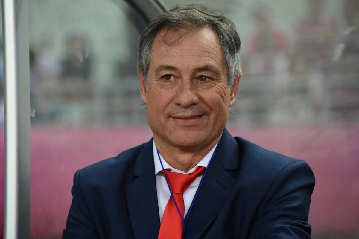 Holan ganó la Sudamericana y la Suruga Bank con Independiente