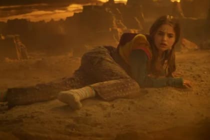 Holly protagonizó una escena que no pasó inadvertida (Foto: Netflix)