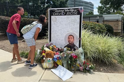 Hombre atacó la sede de los CDC por descontento con las vacunas contra el Covid-19