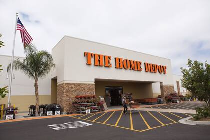 Home Depot será uno de los locales que trabajará el domingo de pascua (Archivo)
