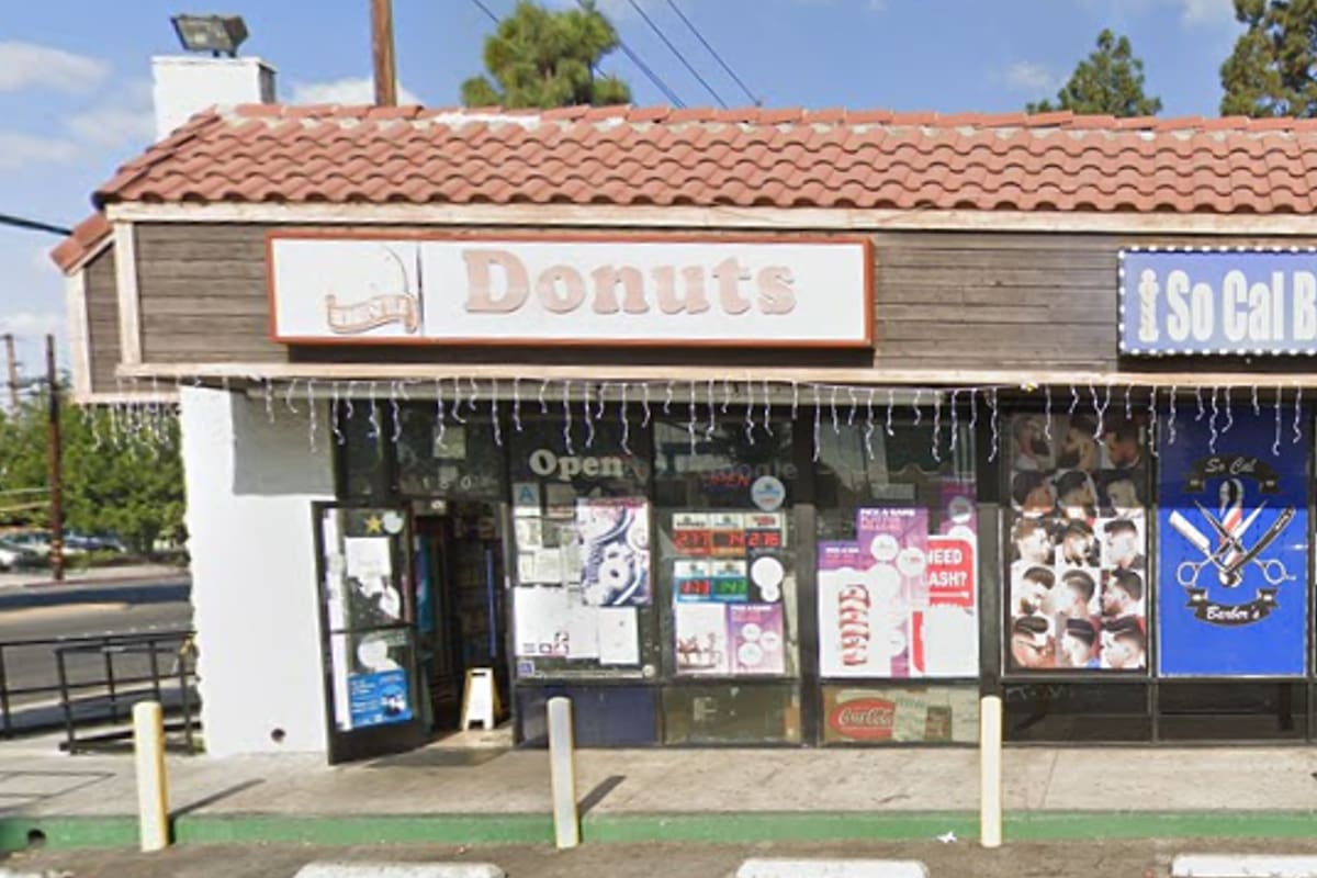 Home Style Donuts se encuentra en 12840 Pioneer Blvd, en Norwalk, California