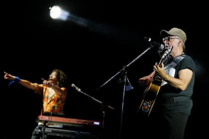 Homenaje a Charly García en el Cosquín Rock