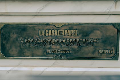 Homenaje a los caídos de La Casa de Papel