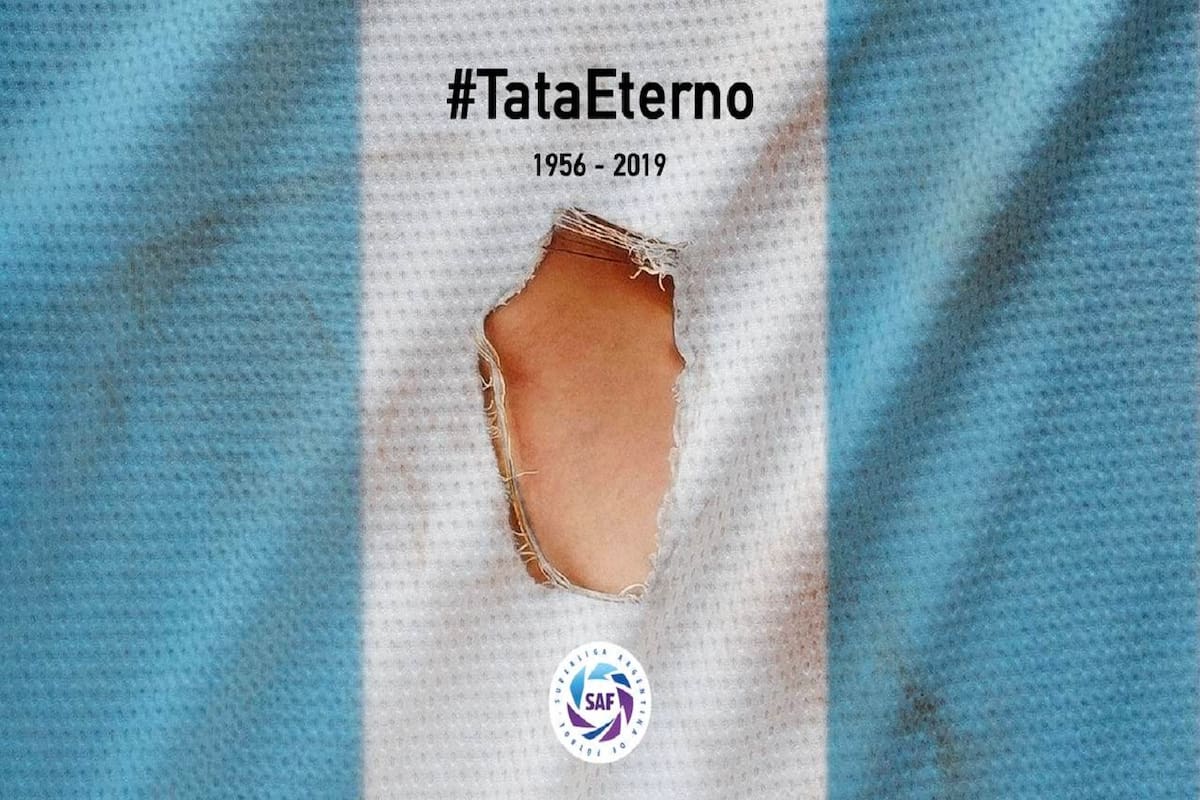 Homenaje de la Superliga a José Luis Brown