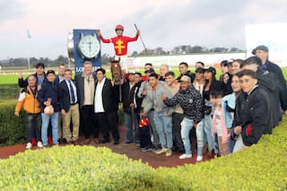 El caballo que siguió una huella, la hazaña de su entrenador y el jockey que aprendió la lección