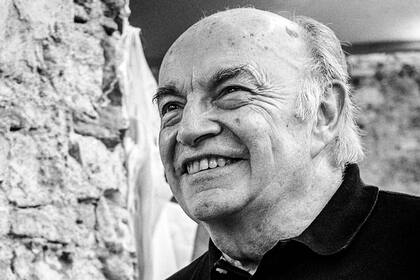 Horacio Altuna, "cancelado" y "descancelado" por el Conicet a causa de una historieta