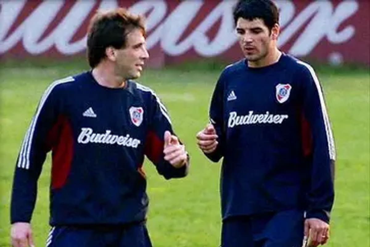 Horacio Ameli y Eduardo Tuzzio, protagonistas de un conflicto que conmocionó al fútbol argentino.