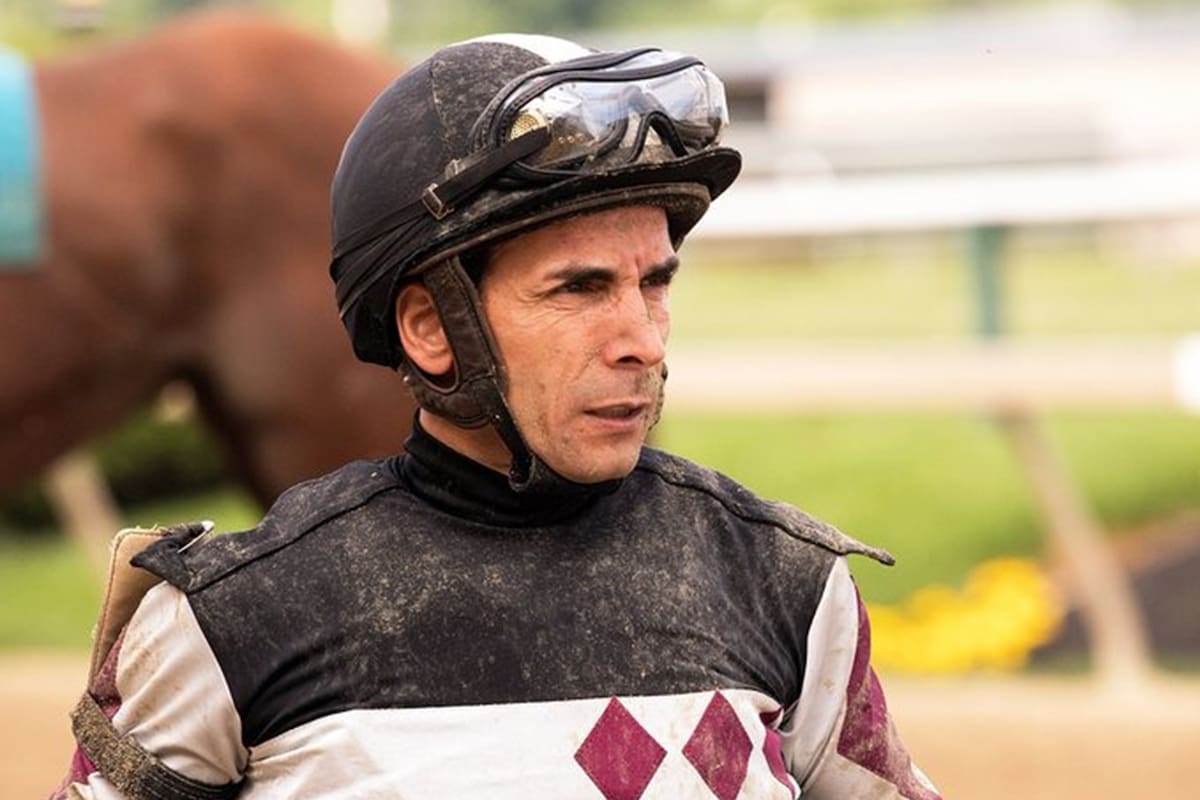 Horacio Karamanos lidera la estadística de jockeys por victorias en la actual temporada de Laurel Park