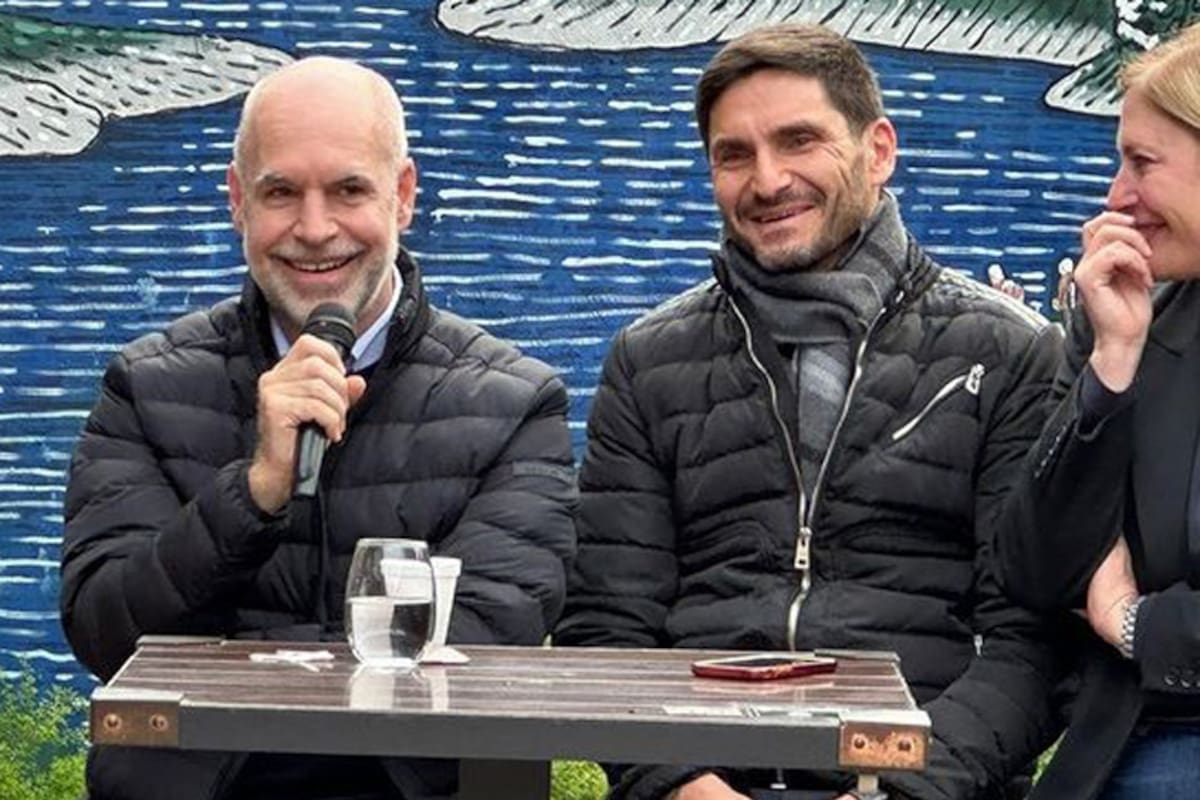 Horacio Rodríguez Larreta con Maximiliano Pullaro y Gisela Scaglia en Santa Fe