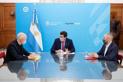 Horacio Rodríguez Larreta, Eduardo "Wado" de Pedro y Martín Guzmán se reunieron el 18 de mayo
