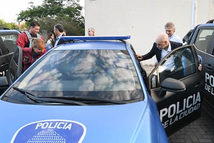 Horacio Rodríguez Larreta, en la entrega de "patrulleros inteligentes" a la Policía de la Ciudad