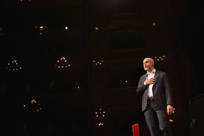 Horacio Rodríguez Larreta y el cierre de su gestión en el Teatro Colón. “Con el orgullo bien alto y la nostalgia de una etapa que se termina, hoy puedo decir: misión cumplida”, declaró
