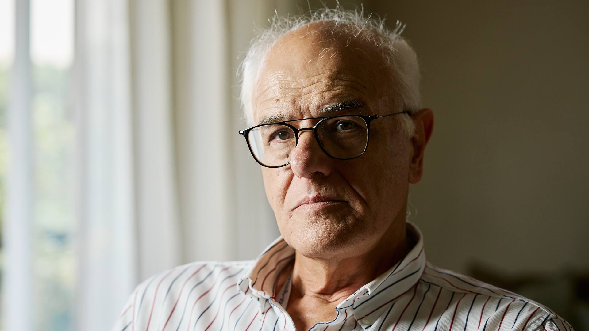 Horacio Vogelfang, médico responsable del primer trasplante cardíaco infantil en el Garrahan, es el autor de El corazón en la mano, el libro donde narra la vida cotidiana, los dilemas técnicos y los sentimientos que atraviesan al médico que debe operar corazones de niños gravemente enfermos