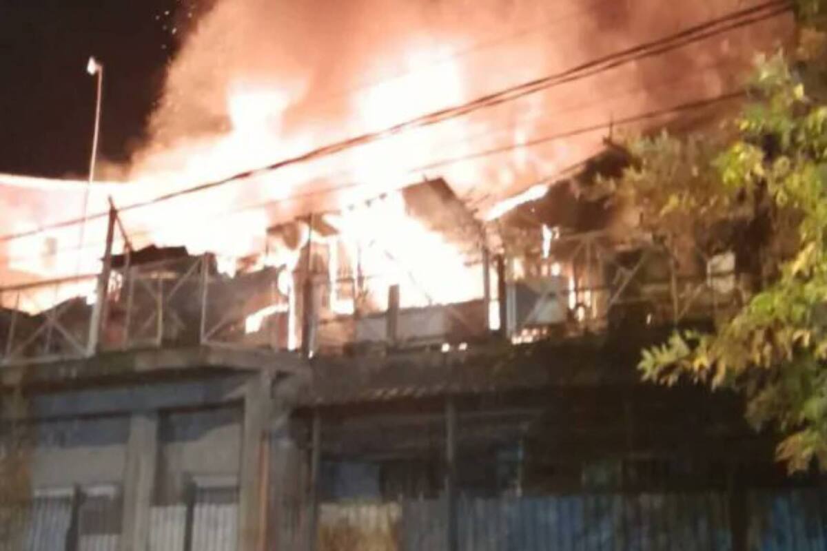 Horror en San Fernando: una vivienda colapsó por un incendio y tres niños murieron