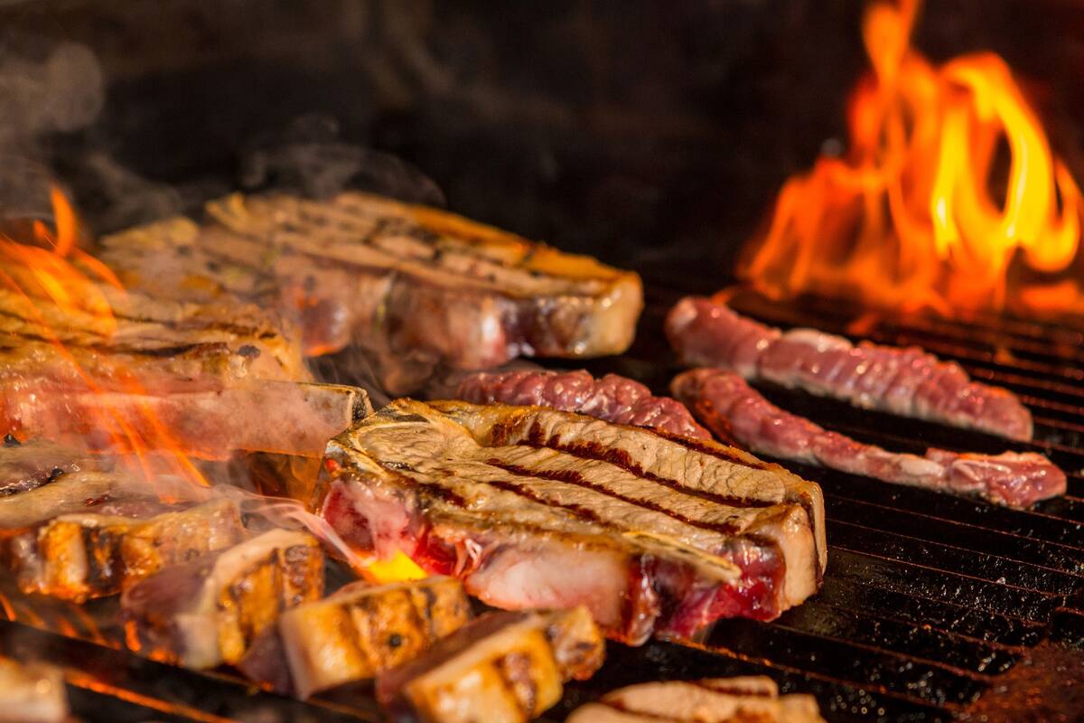 Hot City Barbeque & Bistro es conocida como una "joya escondida" para los amantes de la barbacoa