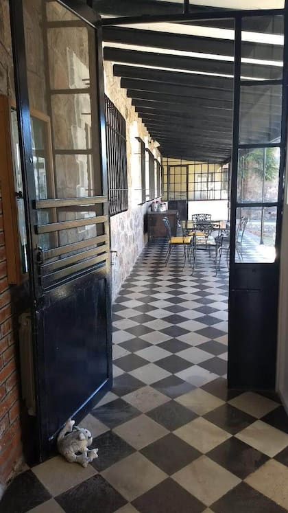 Las extensas y amplias galerías guardan la atmósfera de otros tiempos