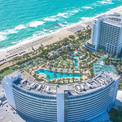 Hotel Fontainebleau Miami, sitio donde inició el plan de John Stonehouse