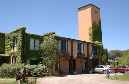 Hotel San Ceferino, Open Door, a las afueras de Luján.