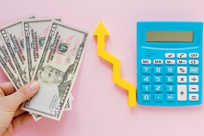 Hoteles, aeropuertos, parques de atracciones y centros de eventos tendrán aumentos salariales específicos por sector