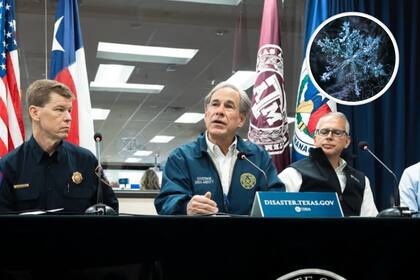 Houston habilita trece centros de calentamiento ante el frío extremo
