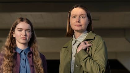 Howell le aconsejaría a Margaret que deje crecer a su hija; Sloyan, en cambio, le diría a Carrie que busque a alguien en quien confiar. Las dos esperan que, detrás del horror, la serie deje una idea de esperanza y una invitación a elegir la amabilidad