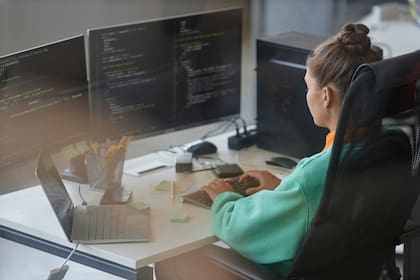Hoy 140.000 personas trabajan en la industria del software en la Argentina.