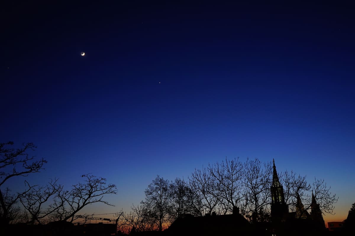 Hoy a la noche la Luna se encontrará con Venus