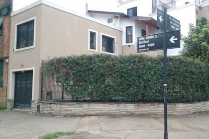 Hoy a las 11 se descubrirá junto a integrantes de Soda Stereo una placa en la casa donde nació la banda