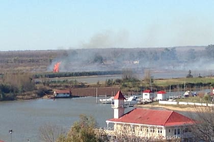Hoy apareció un nuevo foco frente a San Pedro, en la provincia de Entre Ríos