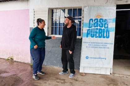 Hoy Cecilia trabaja en el mismo barrio donde creció. La problemática que con mayor frecuencia abordan es el consumo de sustancias. “Es lo que hoy en día está avanzando y avasalla al barrio”, señala