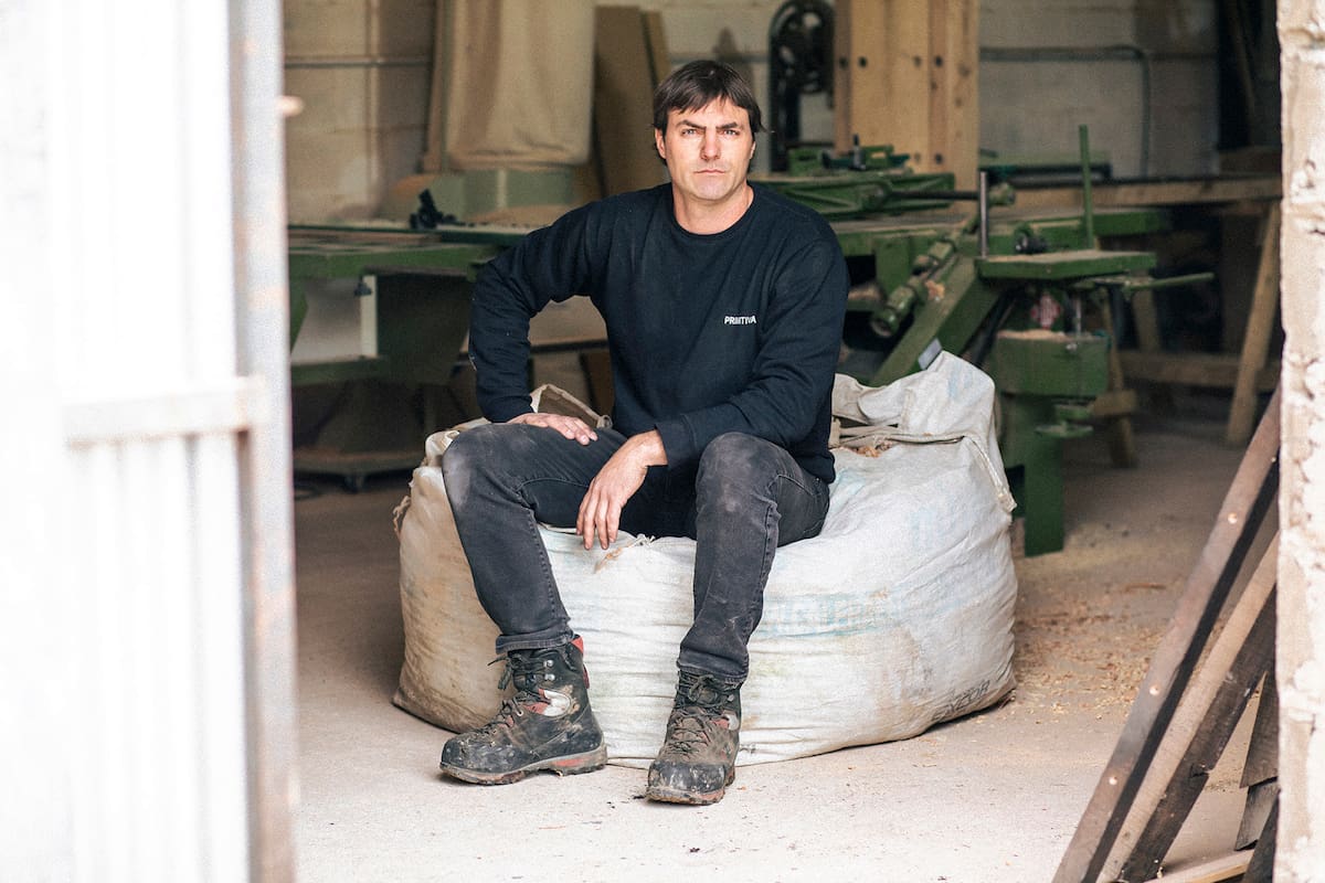 Hoy desarrolla objetos artísticos y sustentables a través de Primitiva