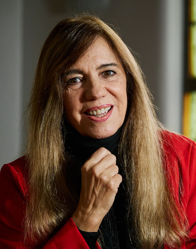 "Hoy es el teatro independiente el que asume los riesgos: el que vuelve a apostar por los grandes autores", dice