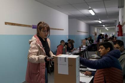 Hoy hay elecciones ejecutivas, legislativas y municipales en Chubut