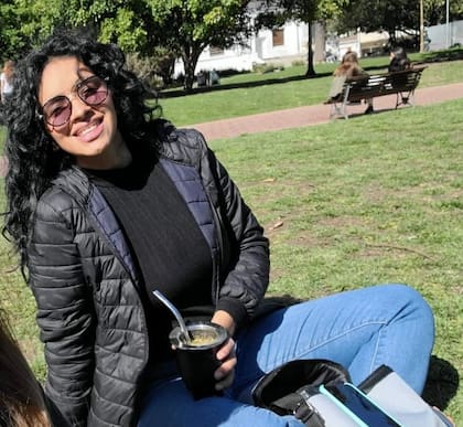 Hoy Karelly disfruta del mate
