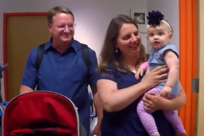 Hoy la pequeña tiene 8 años (Captura video Inside Edition)